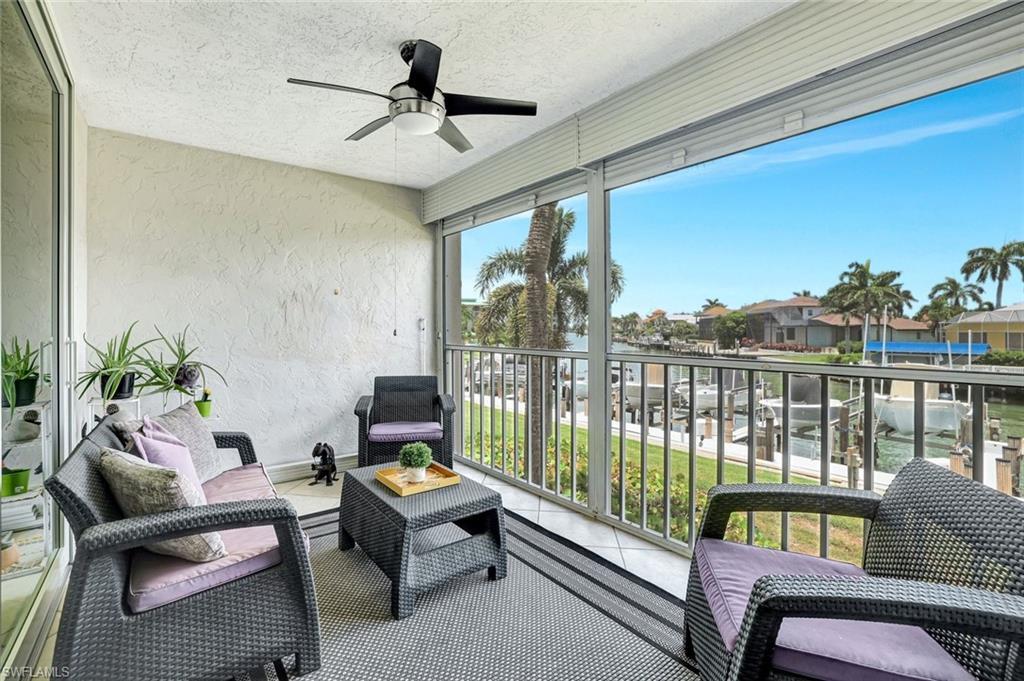 Property Photo:  889 Collier Ct 2-203  FL 34145 