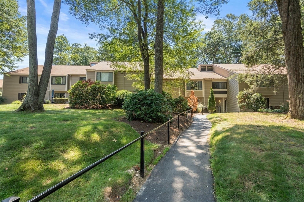 Property Photo: 1 Thayer Pond Dr 5 MA 01537