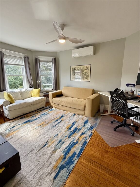Property Photo:  37 Wachusett St 3  MA 02130 