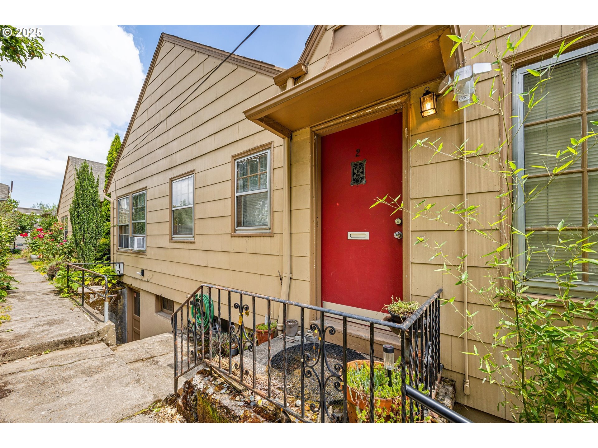 Property Photo: 2475 NW Raleigh St OR 97210