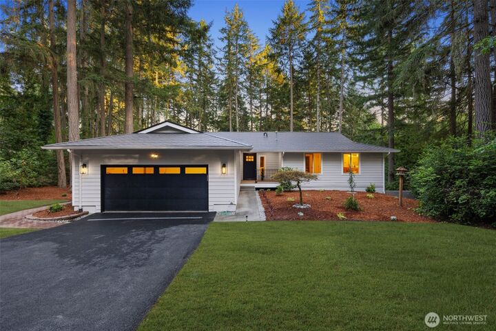 Property Photo: 6118 51st Street NW WA 98335
