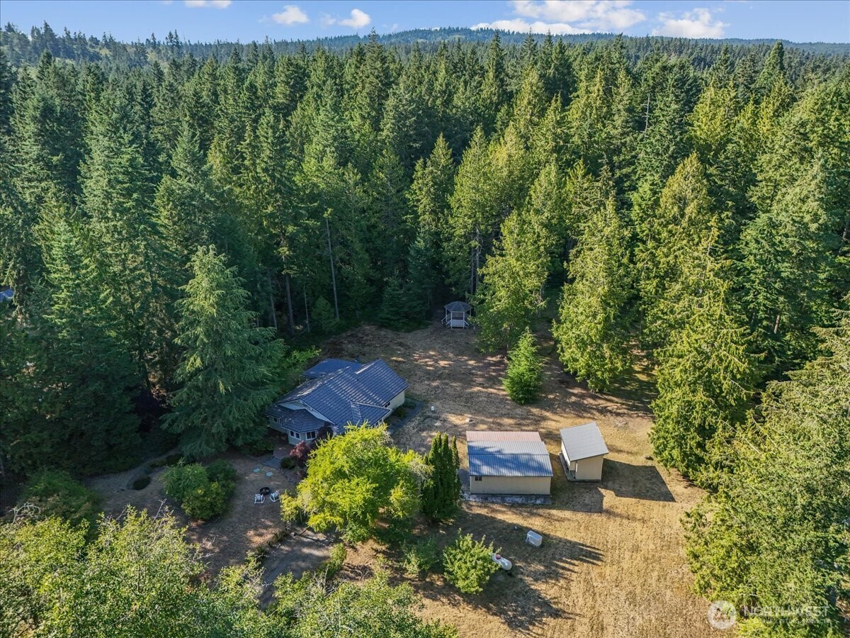 Property Photo: 3323 Dorothys Lane WA 98236