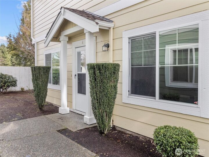 Property Photo: 6038 Illinois Lane SE A WA 98513