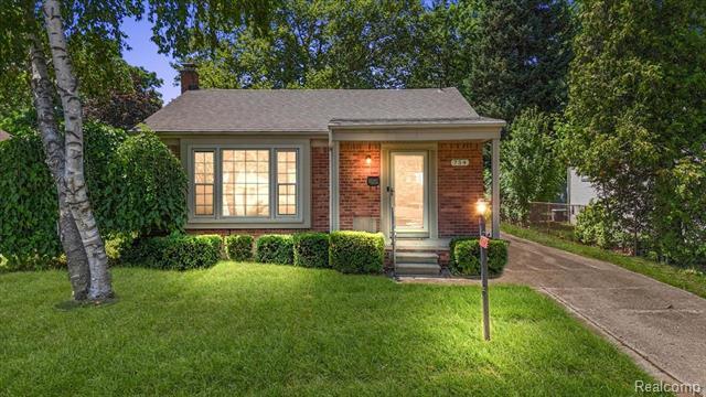 754 S Webik Avenue  Clawson MI 48017 photo