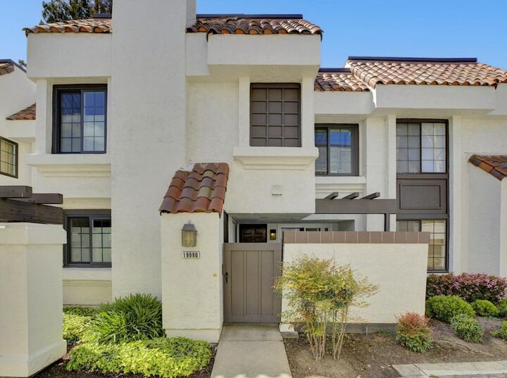Property Photo: 19980 Portal Plaza CA 95014
