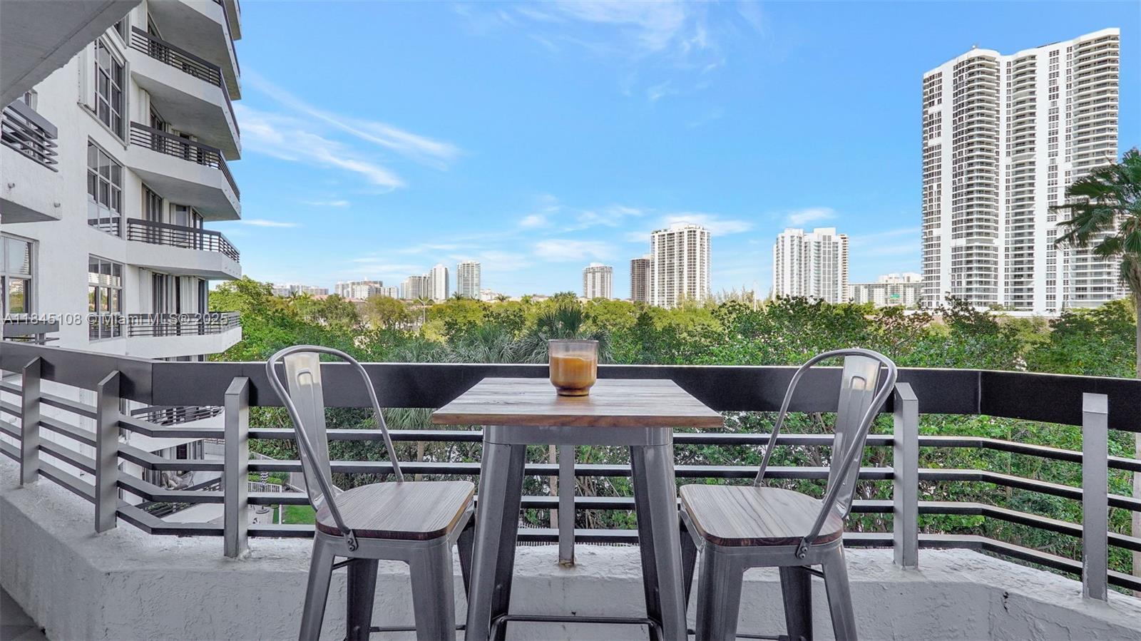 Property Photo: 3400 NE 192nd St 311 FL 33180