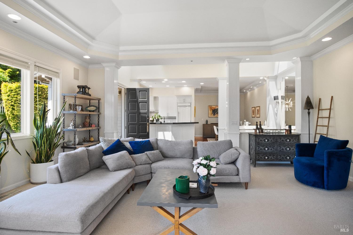 Property Photo: 6 Oak Road CA 94939