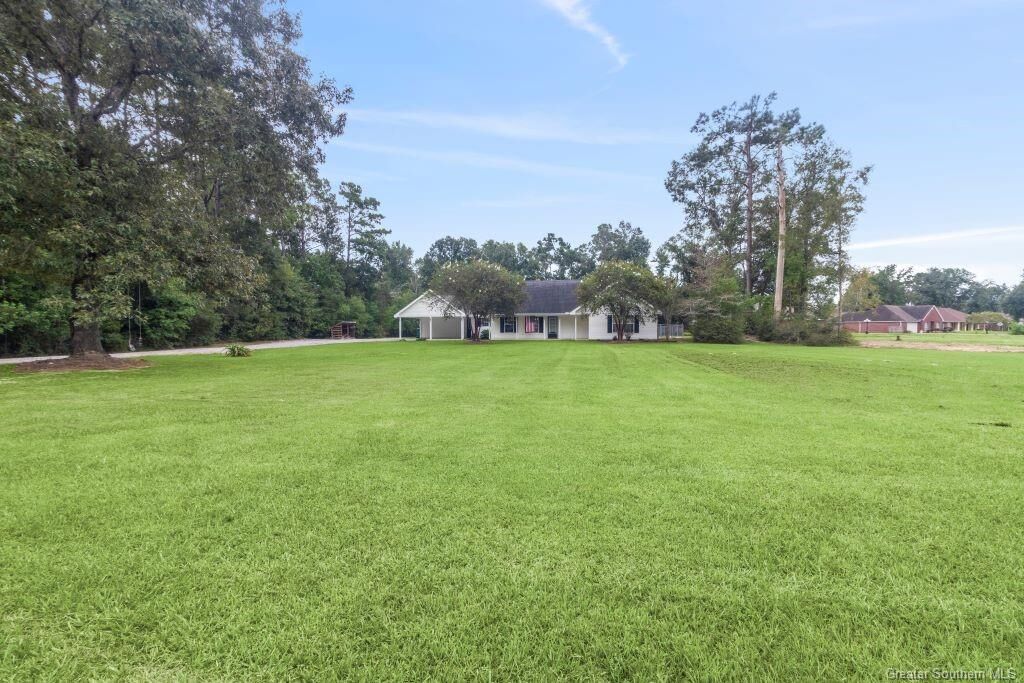 Property Photo: 2332 Goos Road LA 70611
