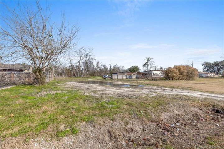 Property Photo: 2105 Hagan Street LA 70601