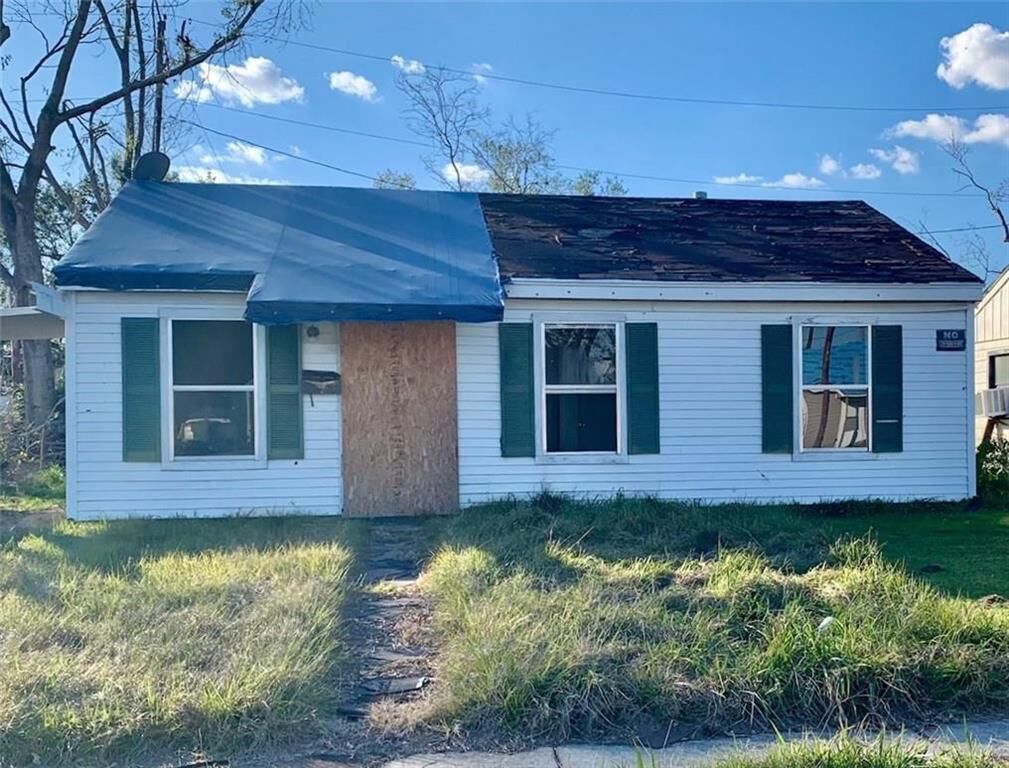 Property Photo:  1814 9th Avenue  LA 70601 