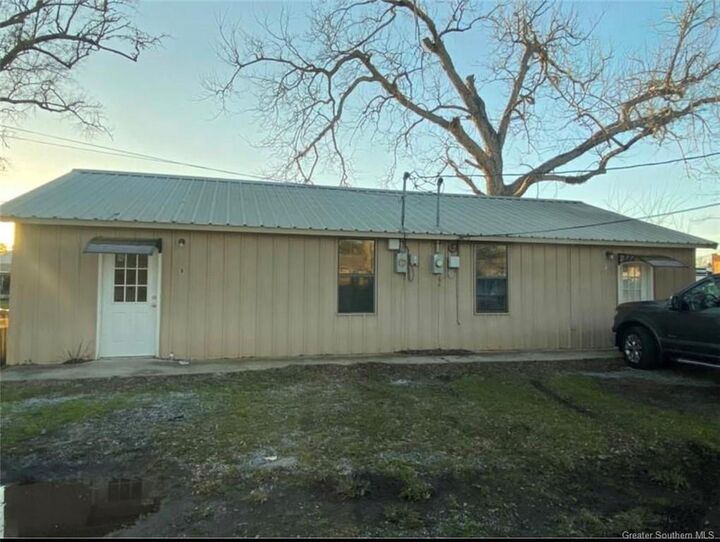 Property Photo:  1329 Horridge Street  LA 70668 