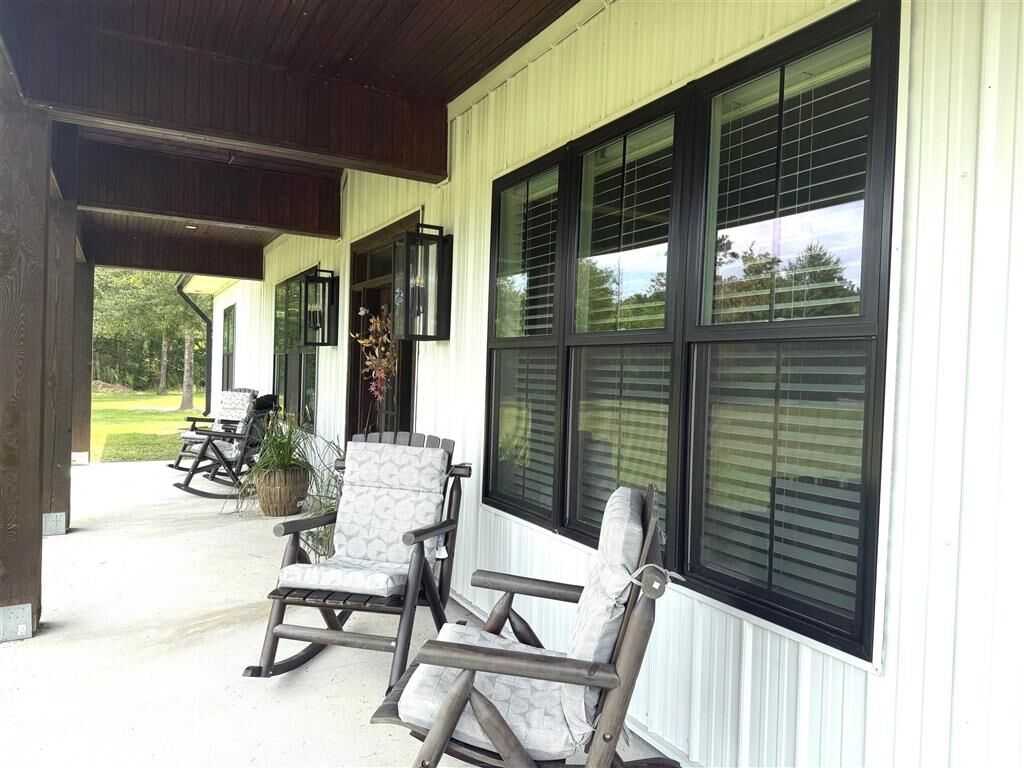 Property Photo:  603 Route 66 Road  LA 70633 