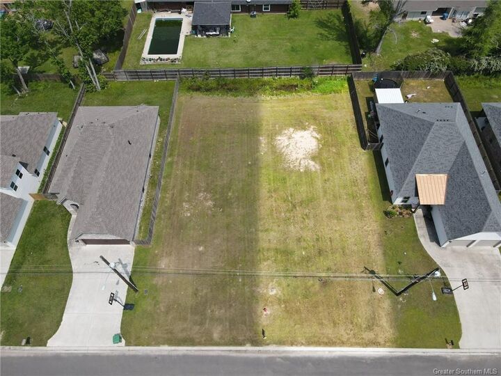 Property Photo:  0 E Aubrianna Lane E  LA 70663 
