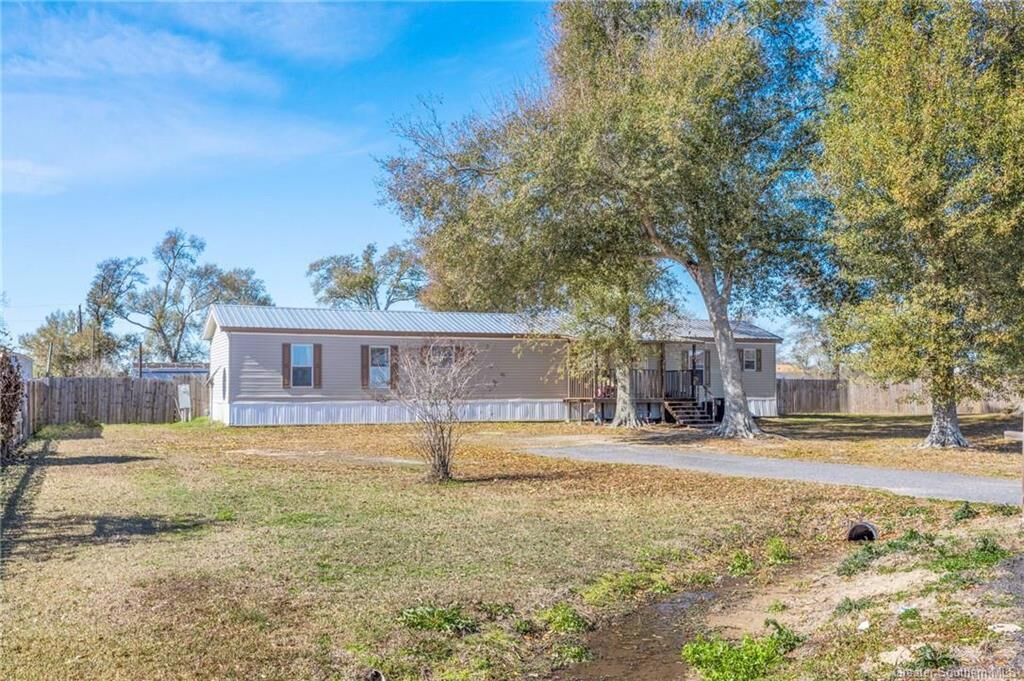 Property Photo: 188 Eugene Lane LA 70615