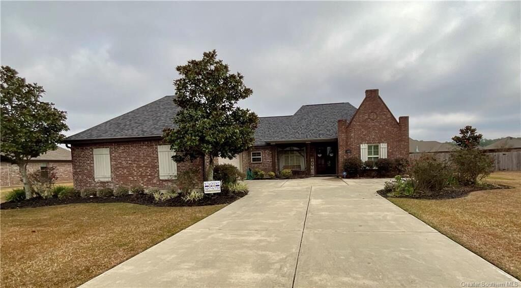 Property Photo: 2420 Doran Drive LA 70611