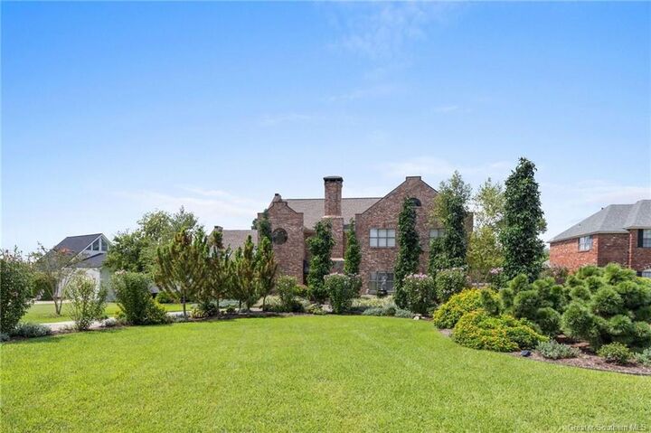 Property Photo: 4924 Fernwood Drive LA 70605