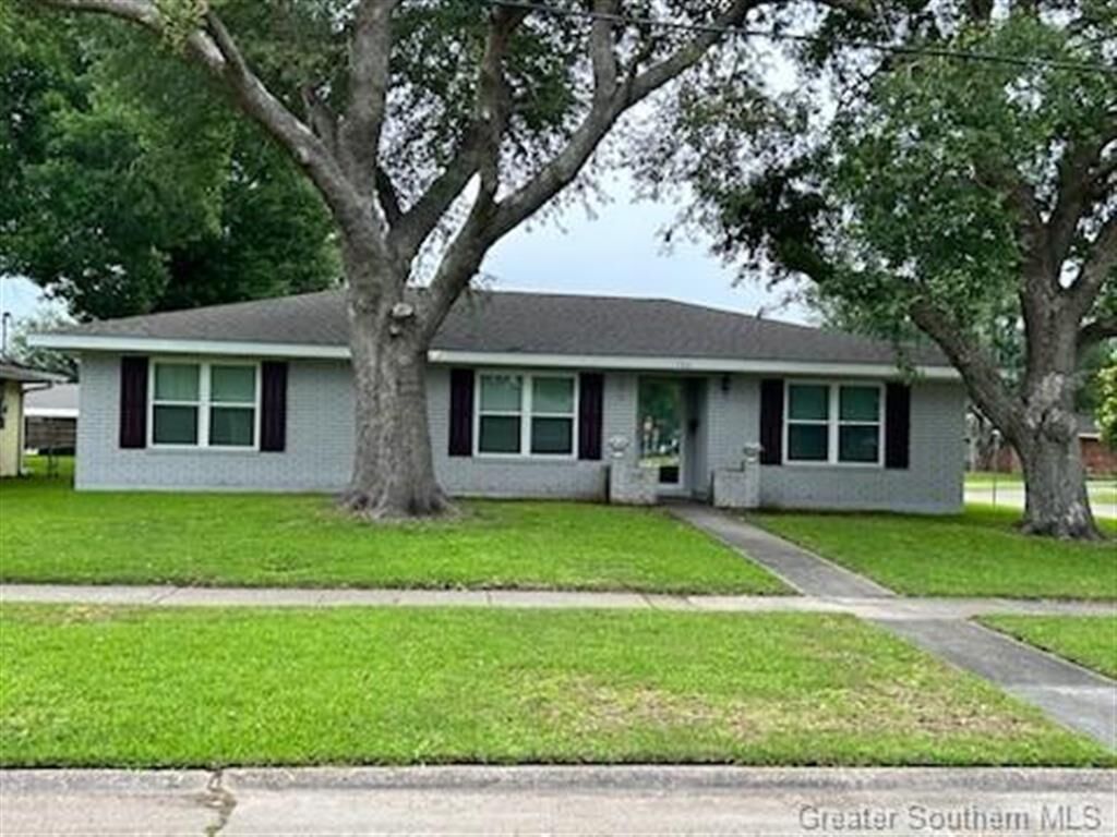 Property Photo: 755 Bienville Street LA 70607