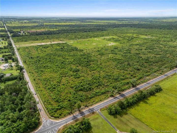 Property Photo: 11 Abie Fontenot Road LA 70647