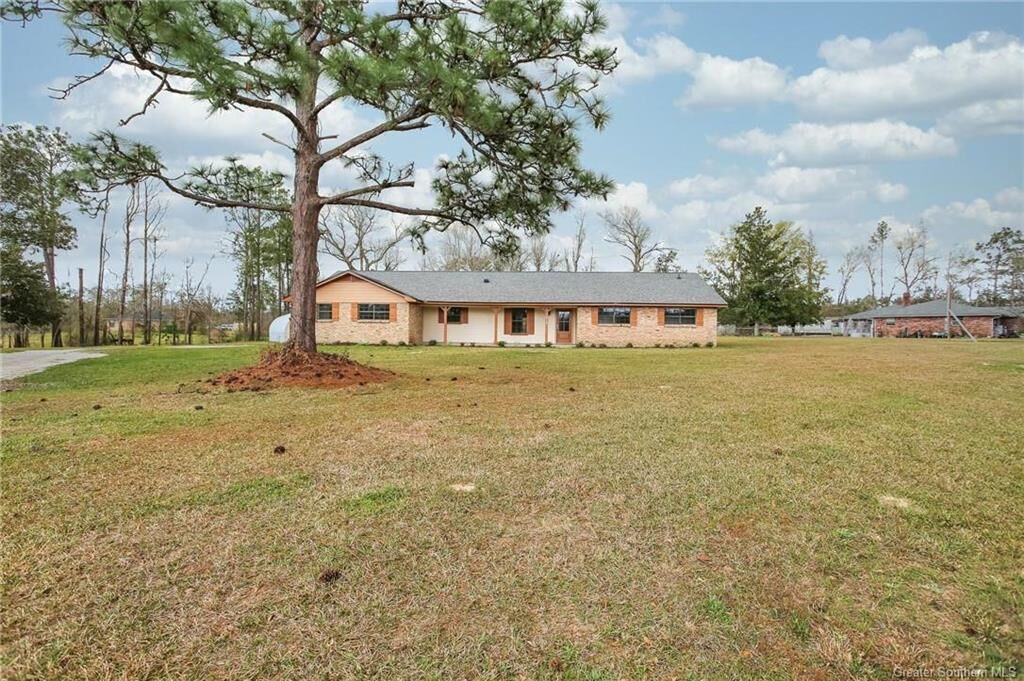 Property Photo:  3412 Cayton Road  LA 70669 