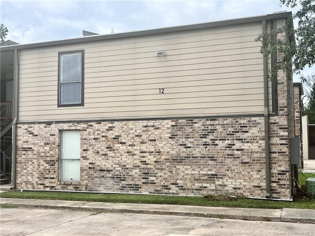 Property Photo:  1020 W McNeese Street W 12G  LA 70605