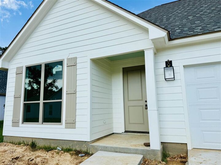 Property Photo: 5515 Kenzie Brooke Drive LA 70605