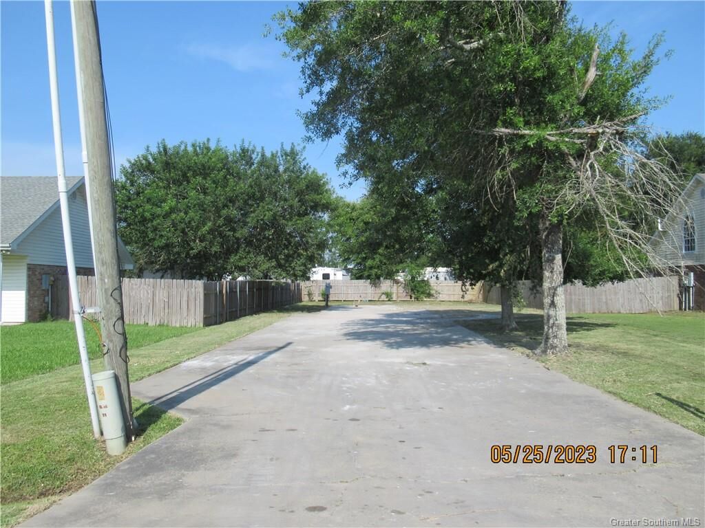Property Photo: 800 A Granger Street LA 70647
