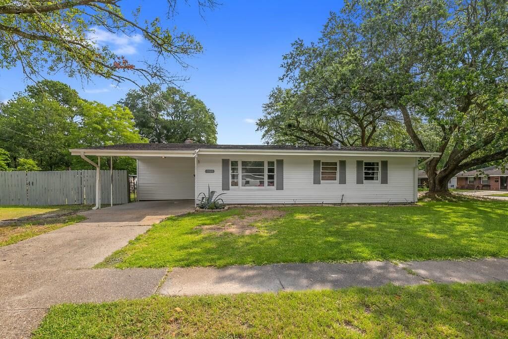 Property Photo:  3505 Truman Street  LA 70601 