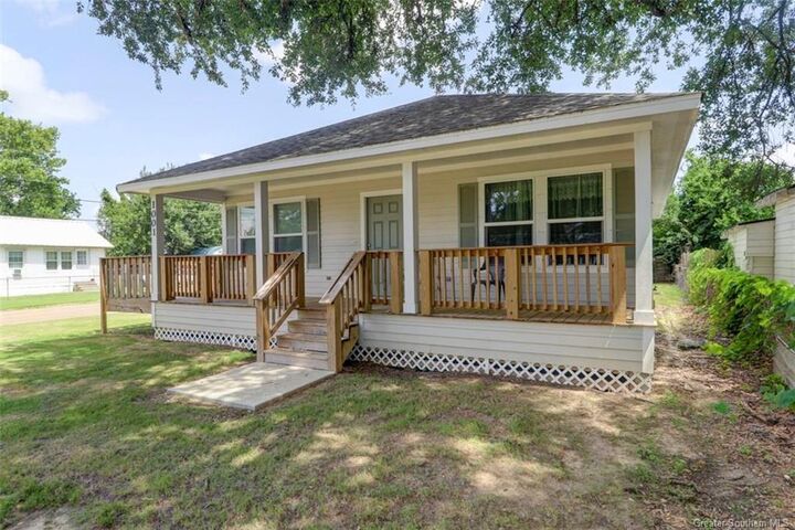 Property Photo:  1001 Orange Street  LA 70601 