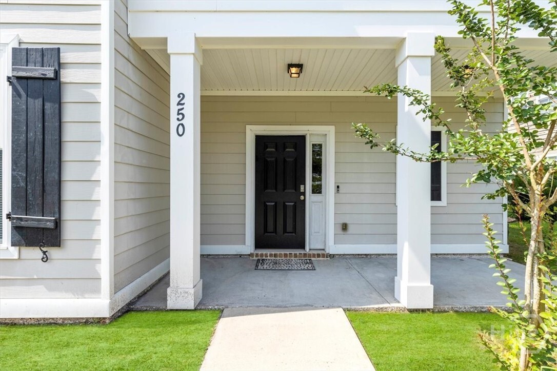 Property Photo: 250 James Dunham Parkway GA 31324