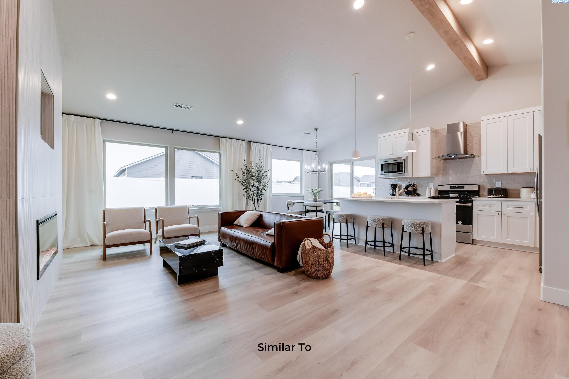 Property Photo: 705 Grapevine St WA 98930