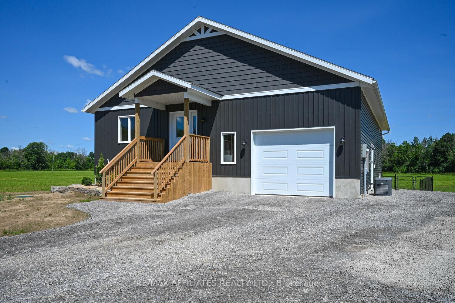 Property Photo: 1162 Rideau River Road ON K0G 1N0