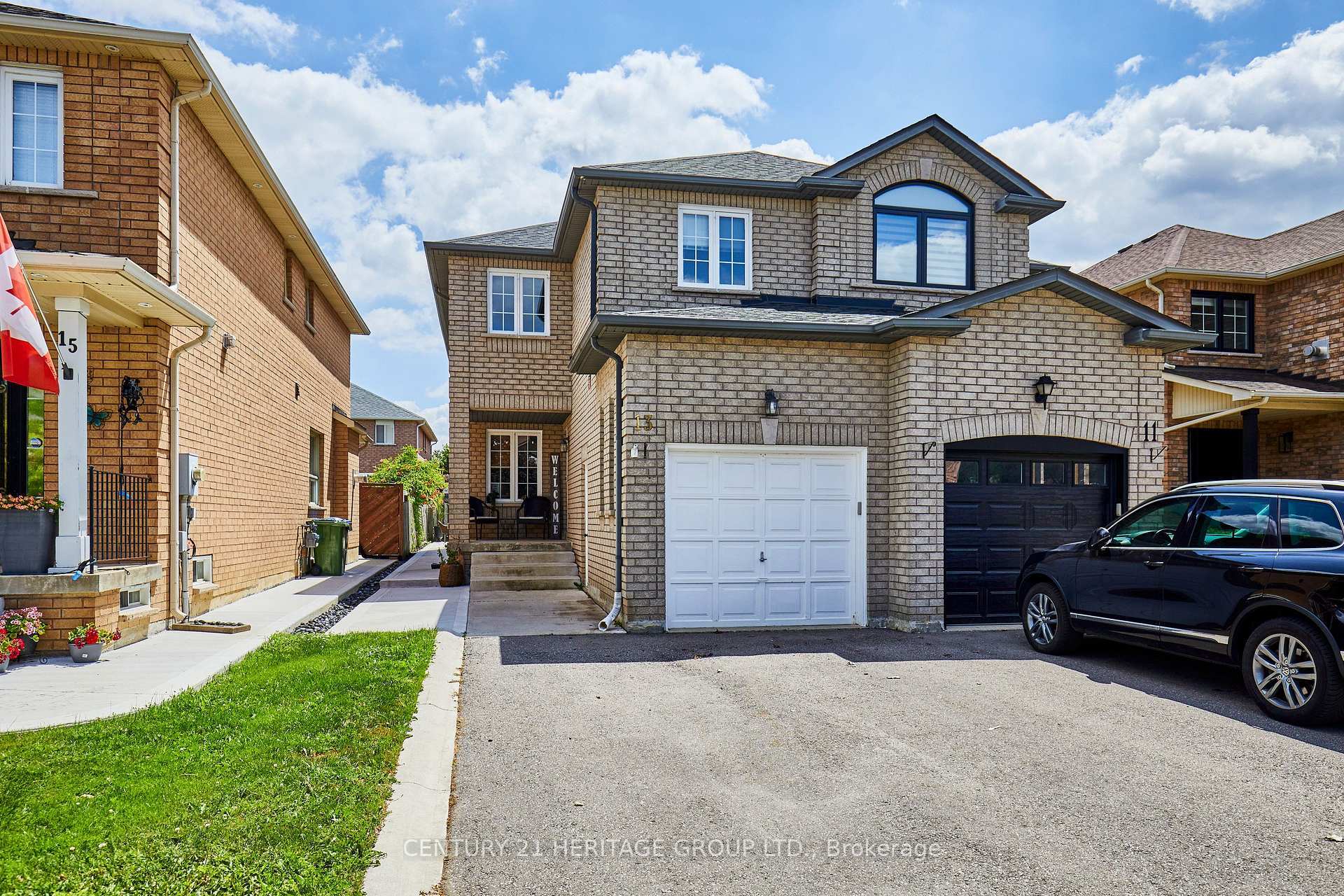 Photo de la propriété: 13 Carriage House Road ON L7E 2H8