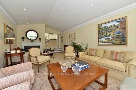 Photo de la propriété: 7 Valleyanna Drive ON M4N 1J7