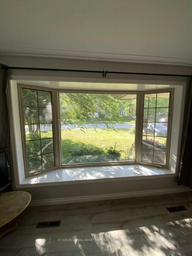 Property Photo:  1040 Huron Terrace  ON N2Z 1E5 