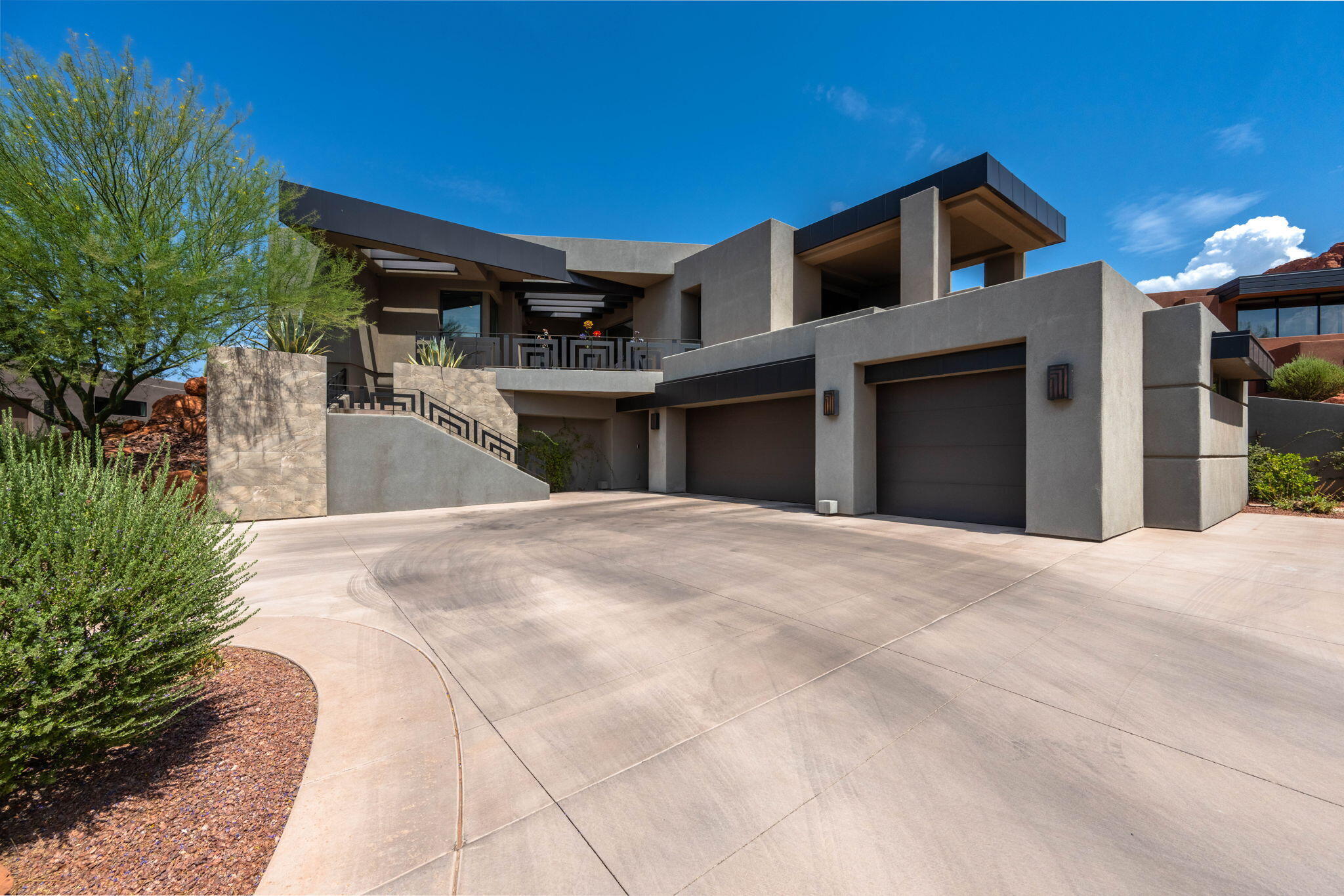 Property Photo: 1978 W Cougar Rock Cir UT 84770
