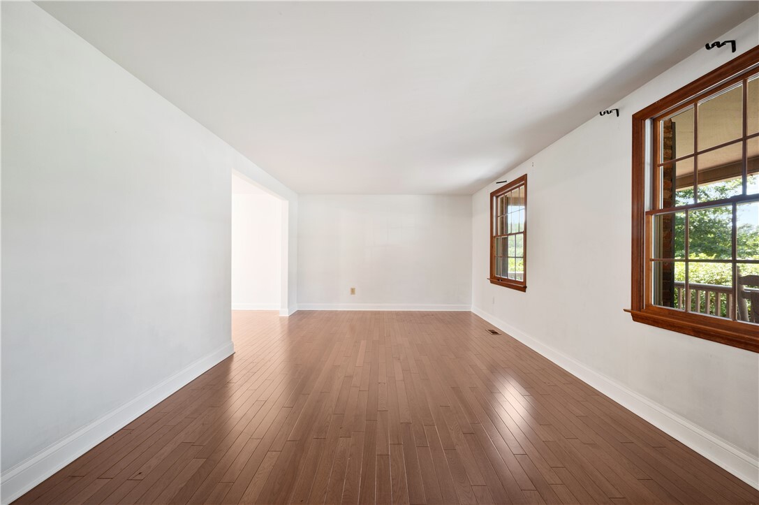 Property Photo:  1657 Red Mill Drive  PA 15241 