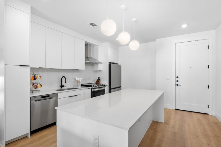 Property Photo: 1701 Simond Avenue 510 TX 78723