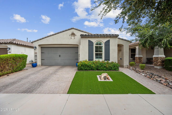 10704 E Twister Avenue  Mesa AZ 85212 photo
