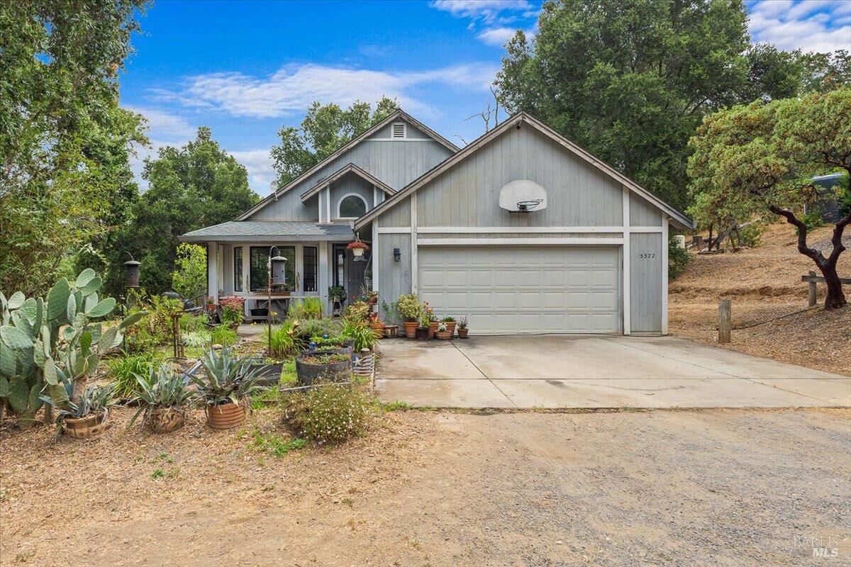 Property Photo: 5377 Dry Creek Road CA 95448