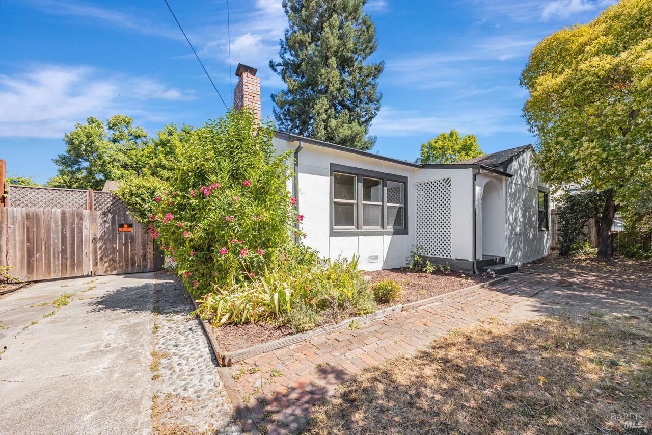Property Photo: 737 Lewis Road CA 95404