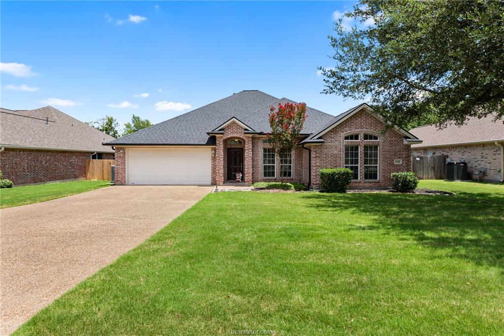 Property Photo: 2047 Ravenstone Loop TX 77845
