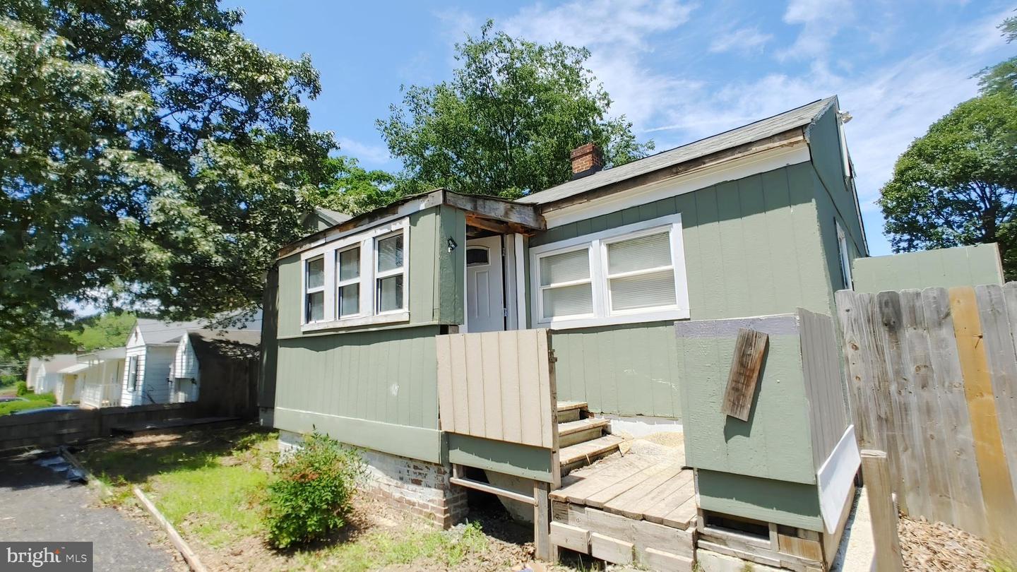 Property Photo: 6410 Woodley Road MD 20735