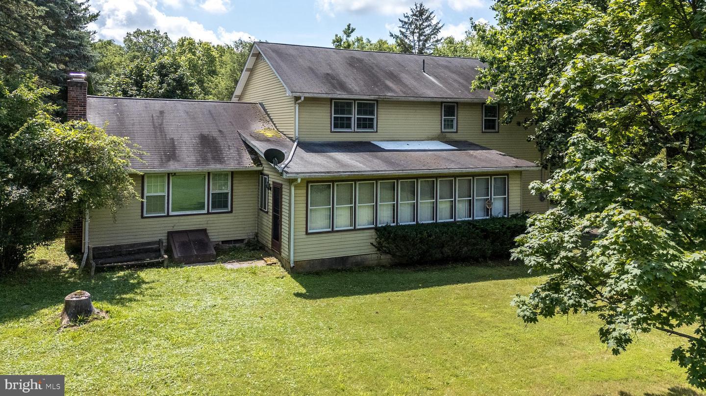 Property Photo:  255 Park Drive W  PA 18930 