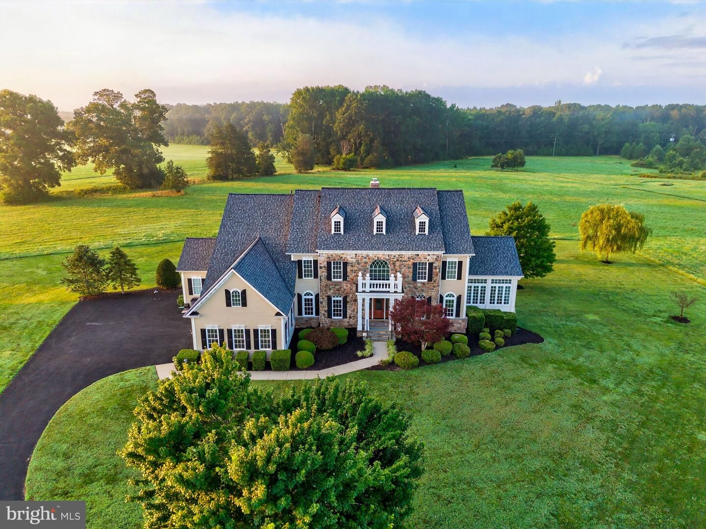 Property Photo: 10895 Justabout Farms Lane VA 20181
