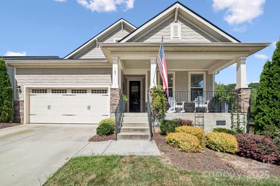 Property Photo:  147 Boxtail Way  NC 28115 