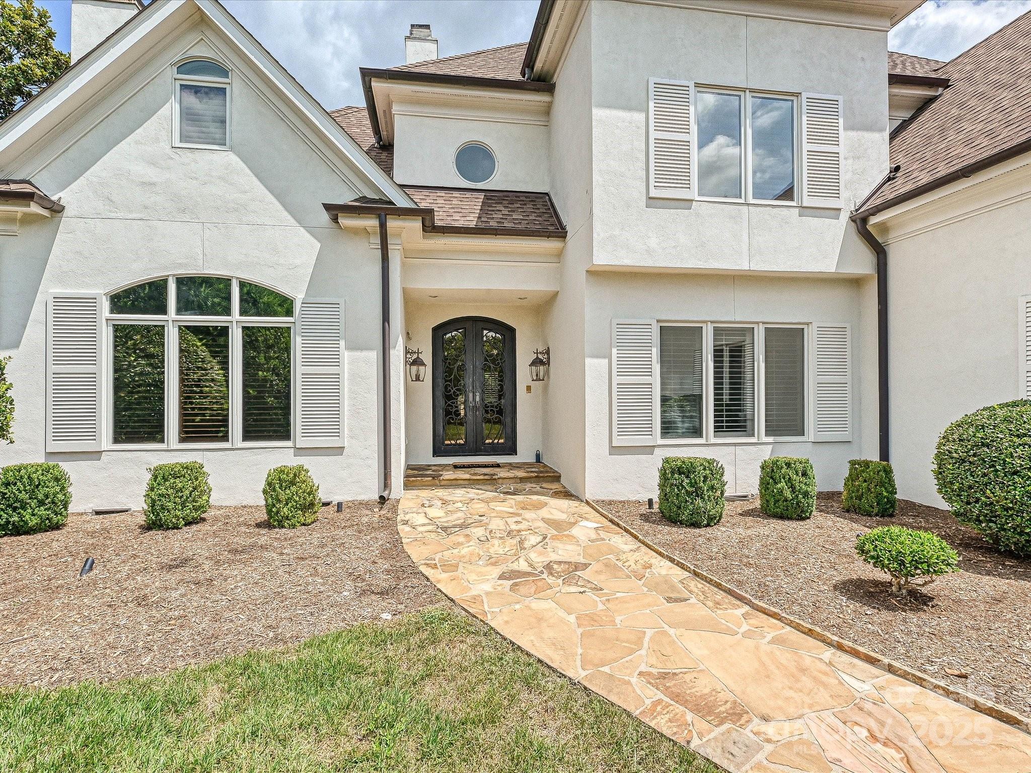 Property Photo: 12401 Three Lakes Drive NC 28277
