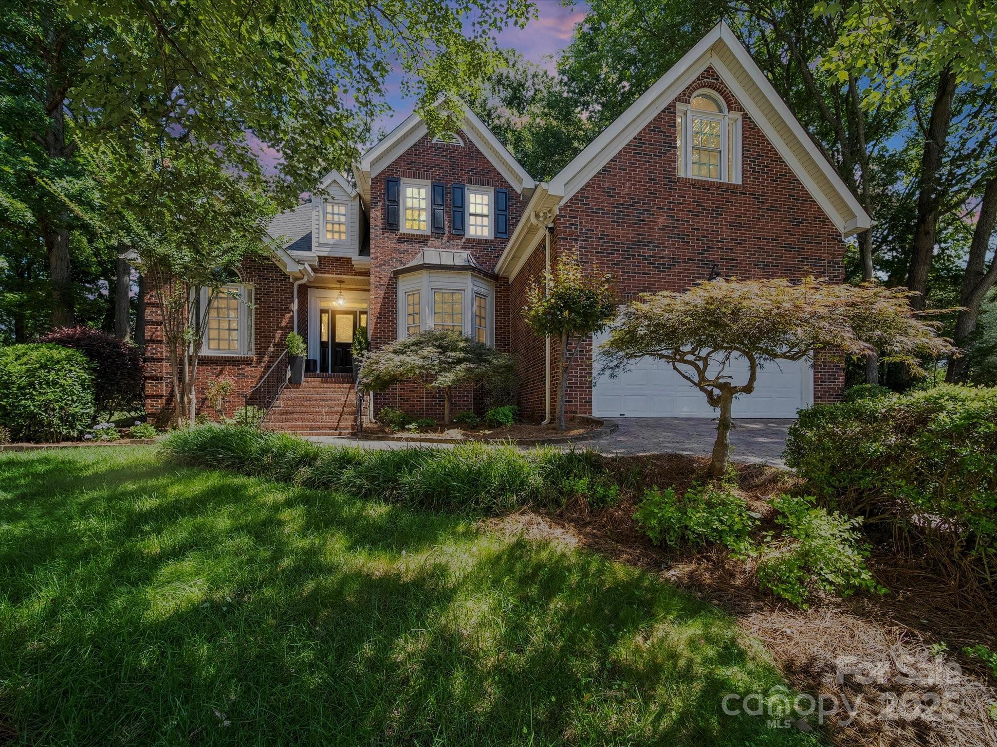 Property Photo: 210 Wessex Way SC 29708