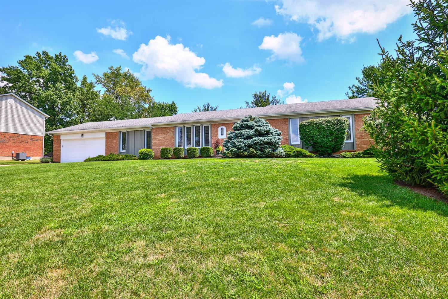 Property Photo:  2204 Flomar Court  OH 45233 