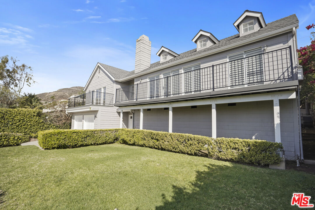 Property Photo: 31763 Cottontail Ln CA 90265