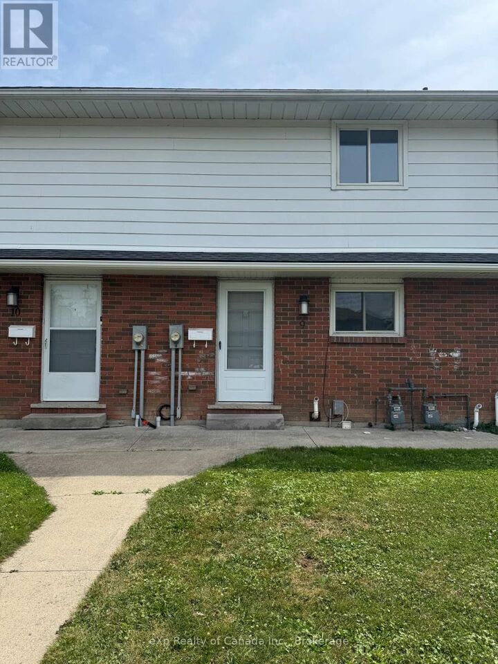 880 James Street 9  Woodstock (Woodstock - South) ON N4S 8P8 photo